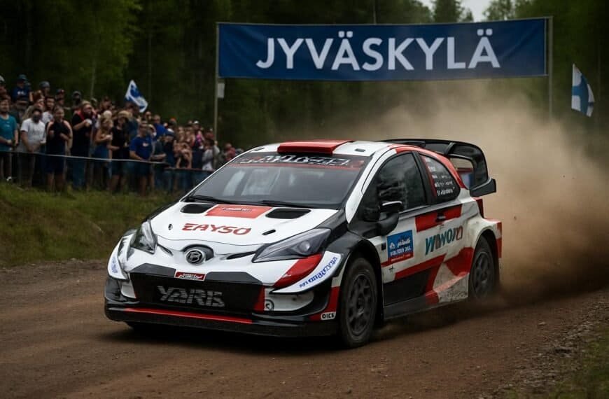 Sebastien Ogierin Sairaalakäynti ja Ulosajo Jyväskylän MM-Rallissa